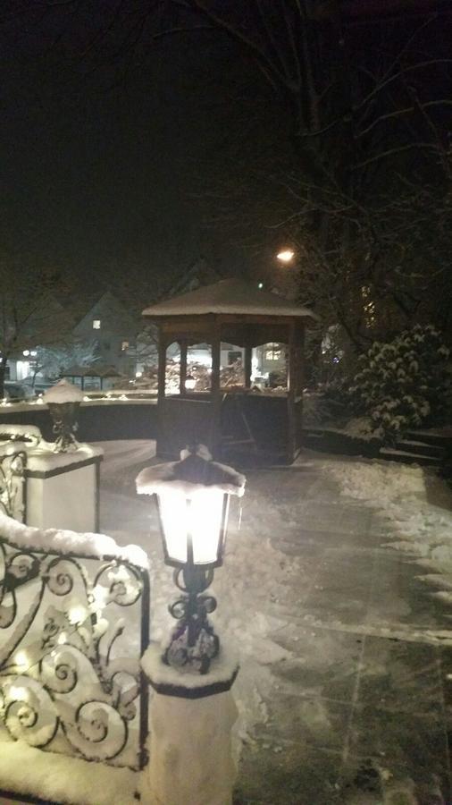 Land-Gut Hotel Zur Bruecke Garni Drolshagen Exteriör bild