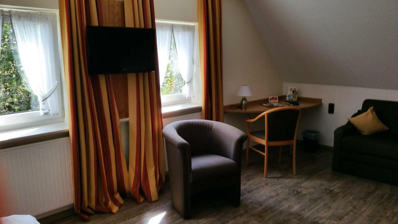 Land-Gut Hotel Zur Bruecke Garni Drolshagen Exteriör bild